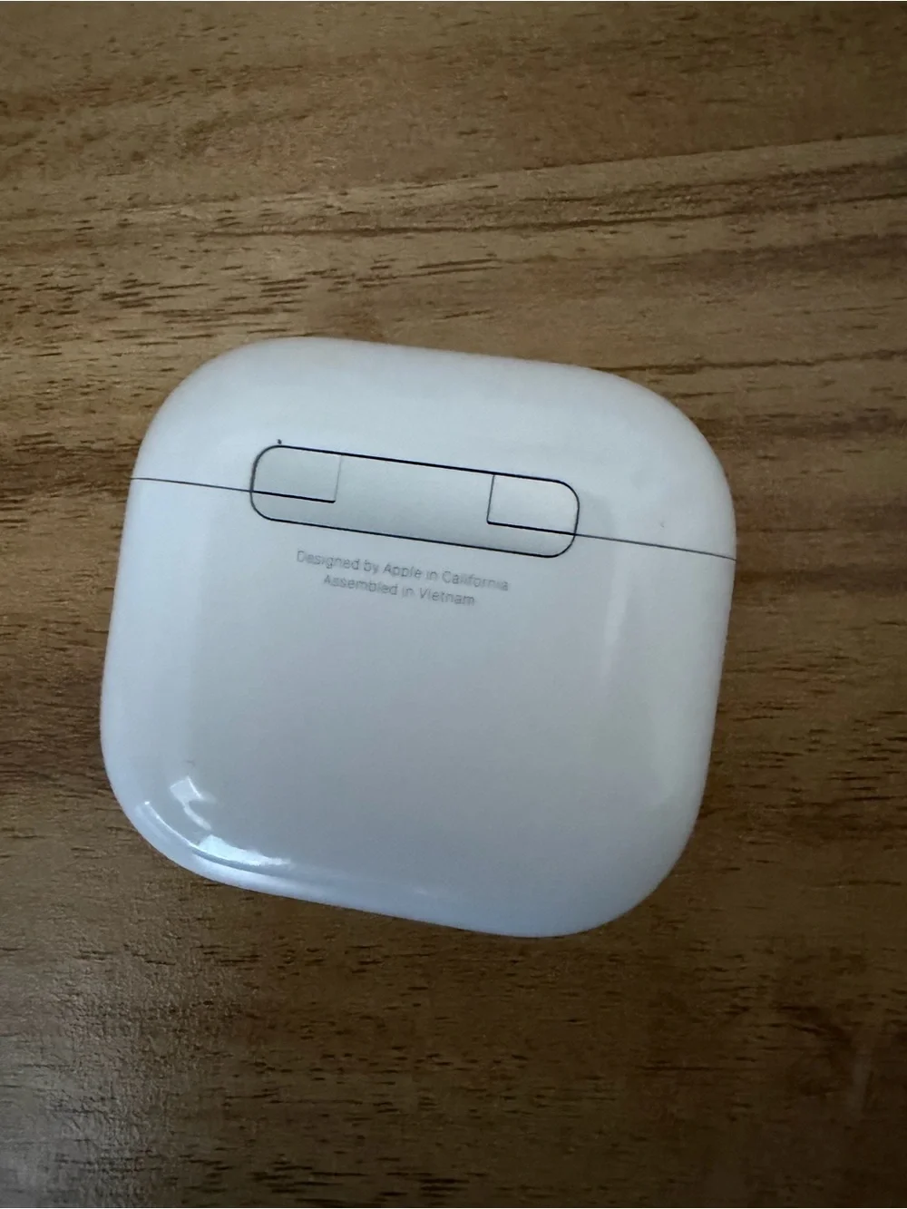 Apple AirPods 4